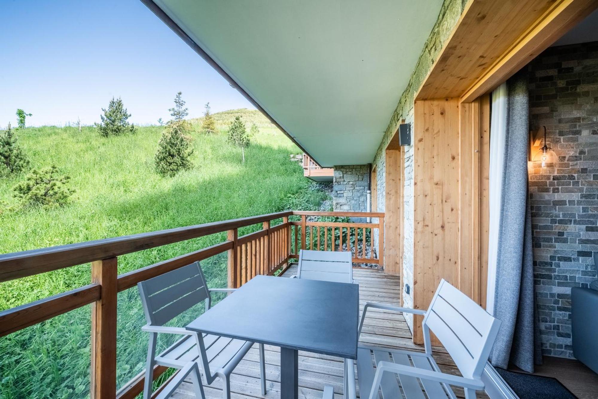 Residence Hameau De Clotaire Alpe D'Huez - By Emerald Stay Eksteriør bilde