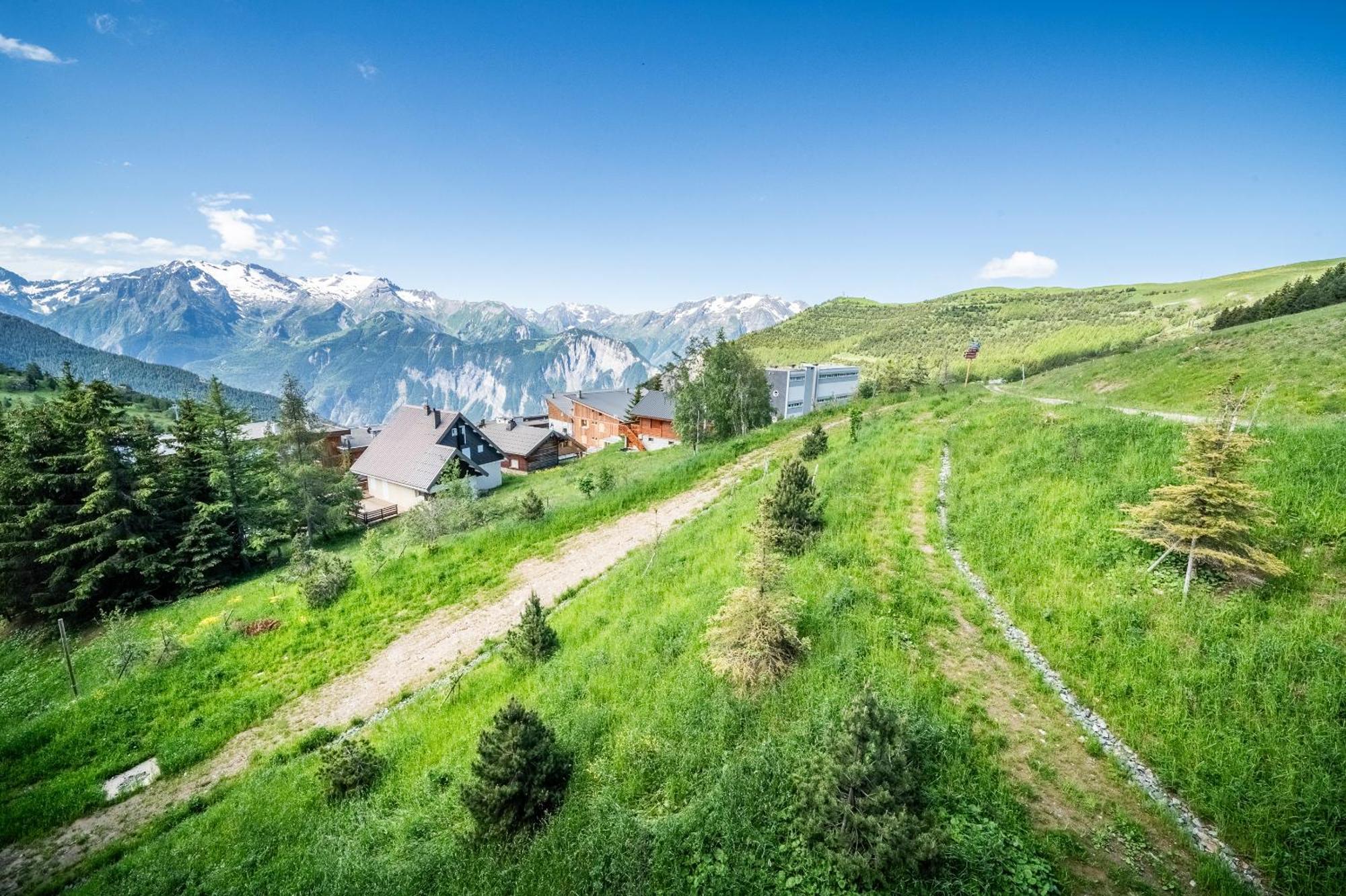 Residence Hameau De Clotaire Alpe D'Huez - By Emerald Stay Eksteriør bilde